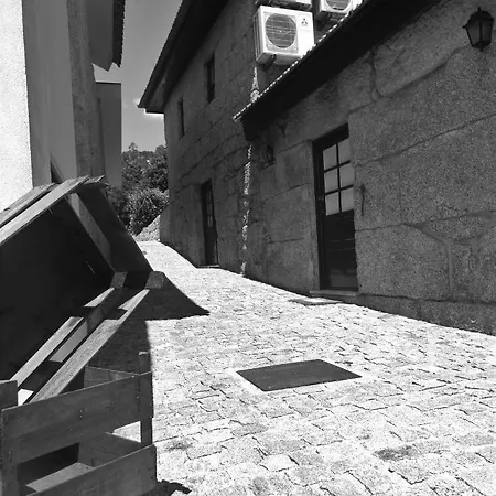 Aldeia Do Tamega Guest house