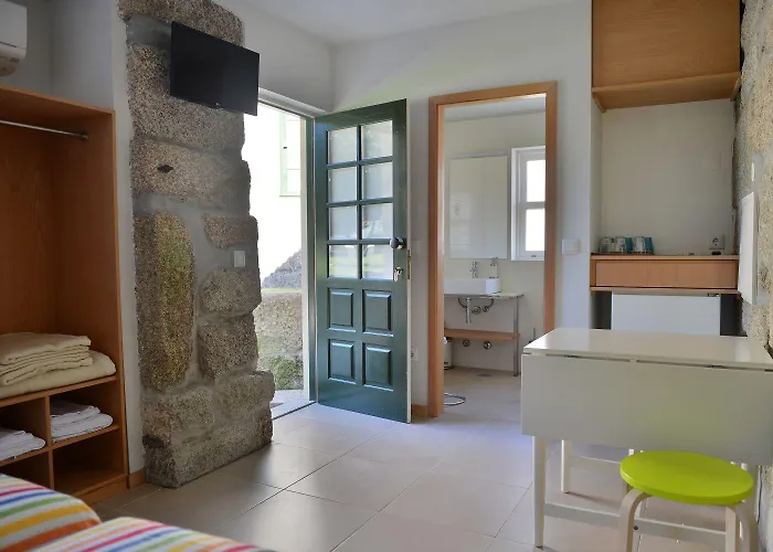 Guest house Aldeia Do Tamega 3*